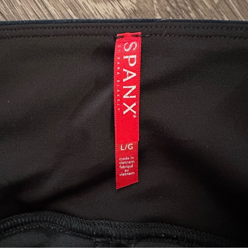 Spanx velvet leggings - Picture 5 of 6